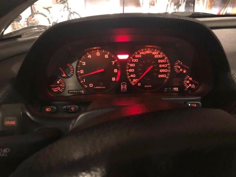 Панель приборов Acura NSX 1991 года  (фото 68 из 97)